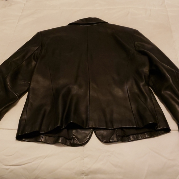 Butter soft leather blazer - Picture 2 of 8